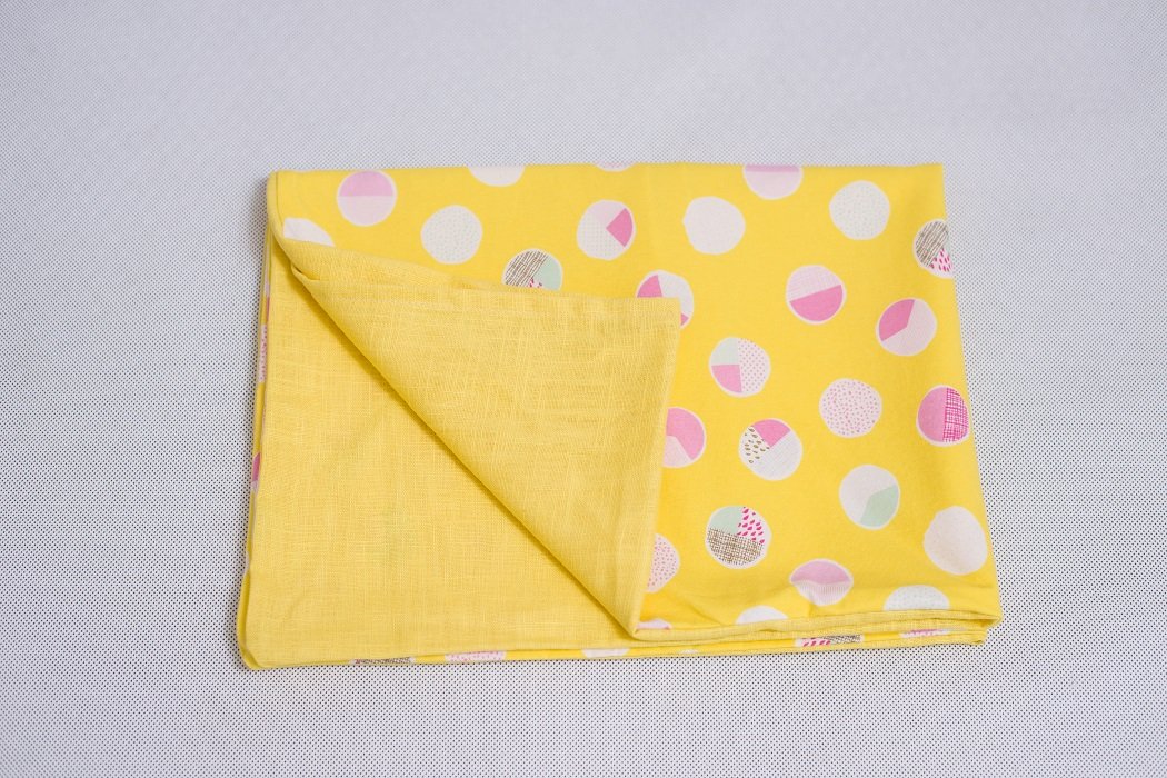 Linen pillowcase Colorful circles